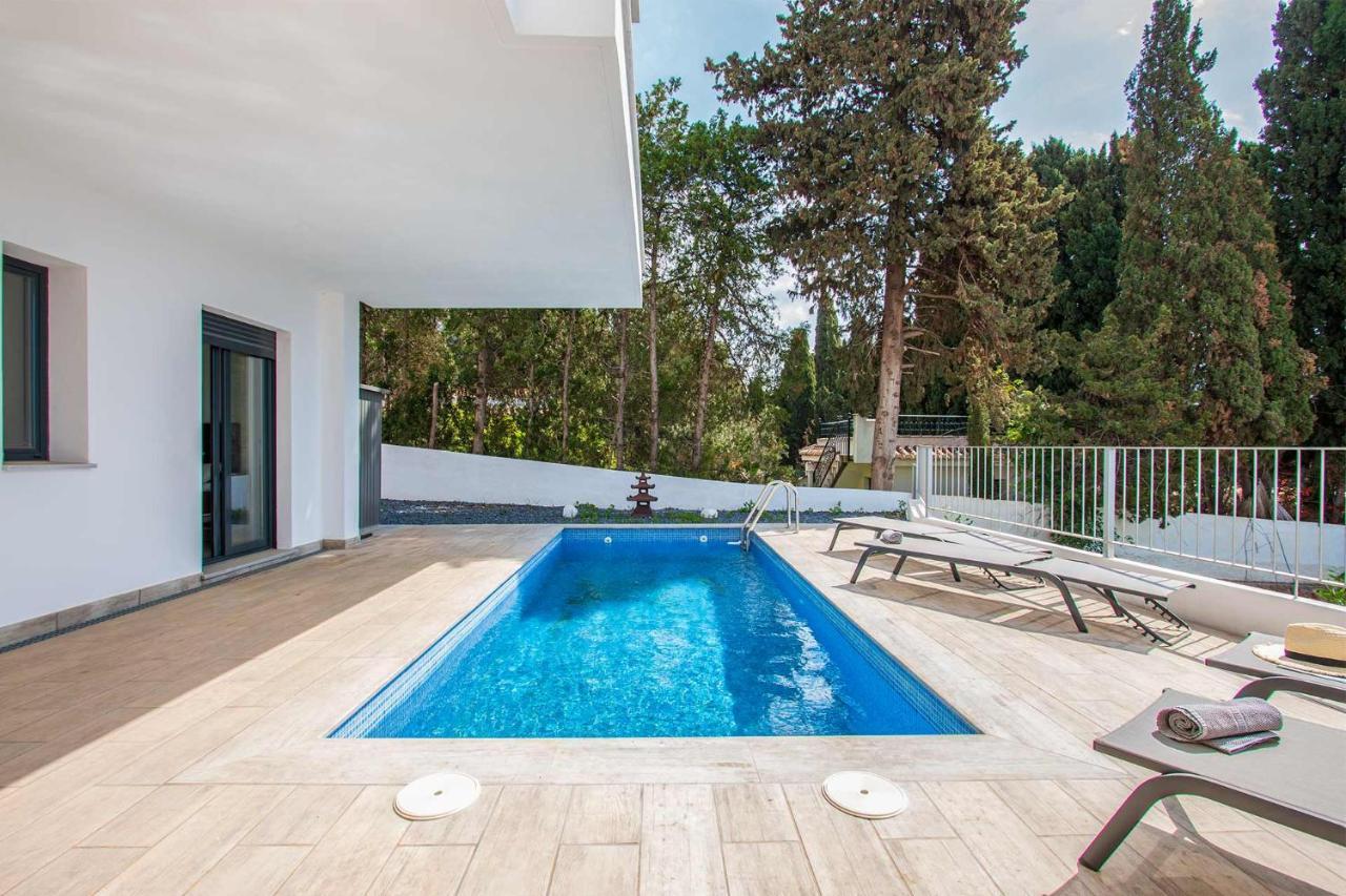 Вілла Capistrano Garden, Piscina Privada Y Vistas Al Mar Нерха Екстер'єр фото